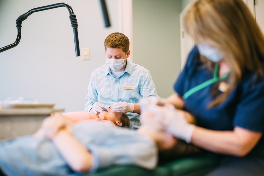 Saddle Creek Orthodontics Clinic | Treating Orthodontic Patients | Clinic of Orthodontic Office