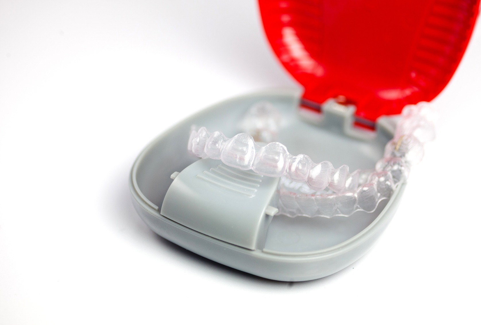 Invisalign Retainer Kit | Dr. Kyle Fagala | Germantown Orthodontist | Collierville Orthodontist